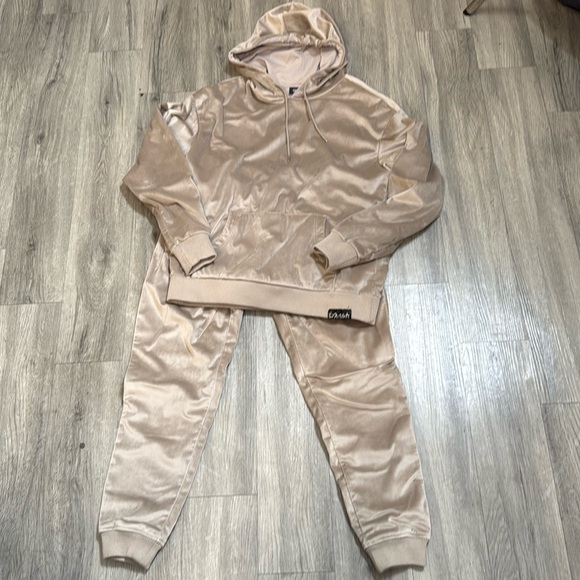 Pink Dolphin sweatsuit velour